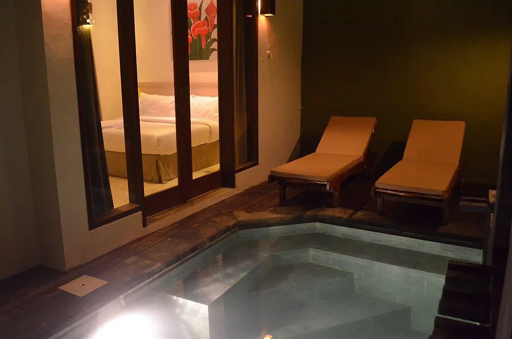 Jas Green Villas 塞米亚克
