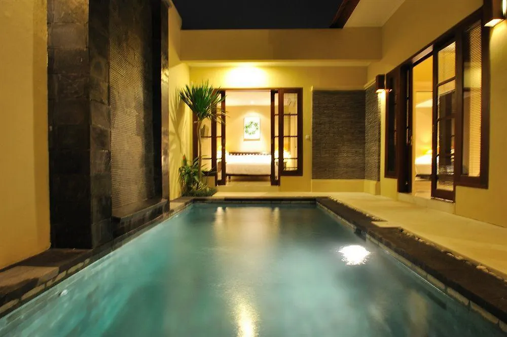 Jas Green Villas 塞米亚克