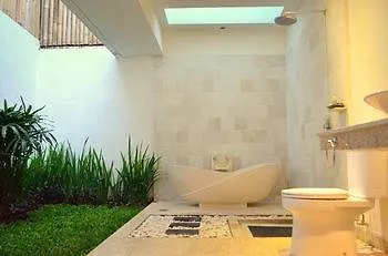 Jas Green Villas 塞米亚克